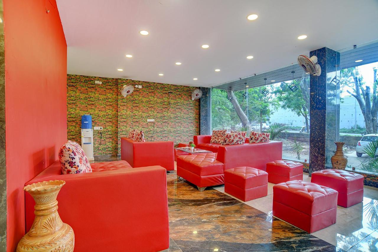 Fabhotel Rajat Crown Bhopal Eksteriør billede